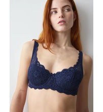 Load image into Gallery viewer, Triumph Amourette whp Bra - Navy