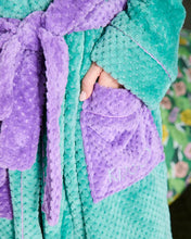 Load image into Gallery viewer, Kip &amp; Co Tropicas Adult Cosy Robe