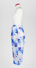 Load image into Gallery viewer, Carmen Kirstein Pyjama Shirt and Capri Pants