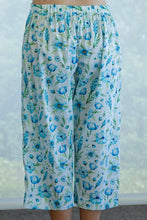 Load image into Gallery viewer, Carmen Kirstein Pyjama Shirt and Capri Pants