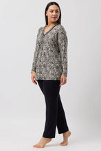 Load image into Gallery viewer, Yuu Leopard Pj set Y247L6 Black Pyjamas