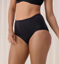 Load image into Gallery viewer, Triumph Minimiser Hips Panty