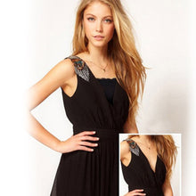 Load image into Gallery viewer, Cleavage Covers clip on with lace Trim