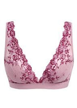 Load image into Gallery viewer, Wacoal Embrace Lace Soft Cup Bra Bralette