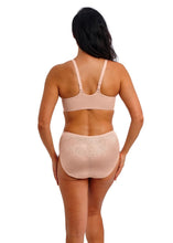 Load image into Gallery viewer, Wacoal Back Appeal Rose Dust Underwire Front Clip Fastener Bra