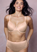 Load image into Gallery viewer, Wacoal Back Appeal Rose Dust Underwire Front Clip Fastener Bra
