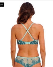 Load image into Gallery viewer, Wacoal Embrace Lace Underwire Plunge Bra
