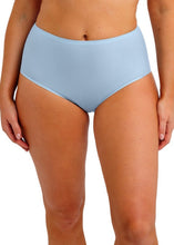 Load image into Gallery viewer, Smoothease Invisable Stretch Full Brief Knicker