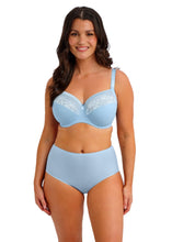 Load image into Gallery viewer, Smoothease Invisable Stretch Full Brief Knicker