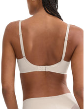 Load image into Gallery viewer, Triumph Comfort Contour Bra Nude/Beige W01