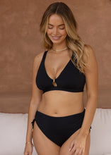 Load image into Gallery viewer, Fantasie Merissa Black Non Wired Triangle Bikini Top Swimwear