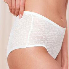 Load image into Gallery viewer, 10215936 Triumph Signature Sheer Maxi Brief Knicker