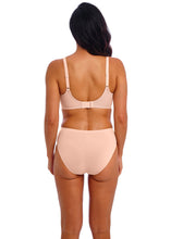 Load image into Gallery viewer, Wacoal back appeal wire free non underwire bra