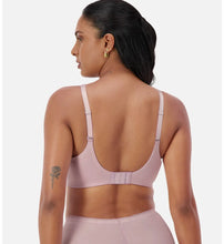 Load image into Gallery viewer, Triumph Gorgeous Silhouette Wired Bra