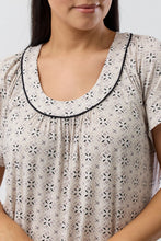 Load image into Gallery viewer, Yuu Kenya pyjamas with cap sleeve and long pants Y253K5 Sandstone last 1 - size medium