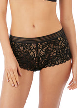 Load image into Gallery viewer, Wacoal Raffine Boy Shorts WE148016