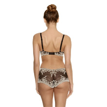 Load image into Gallery viewer, Wacoal Embrace Lace Boyshort WA067491